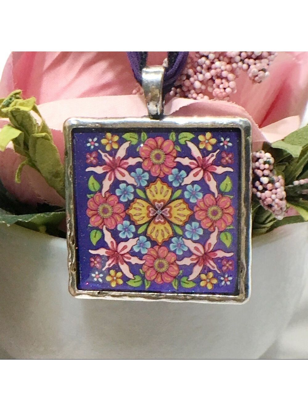 New Purple Ribbon Floral Necklace - Picture 3 of 7
